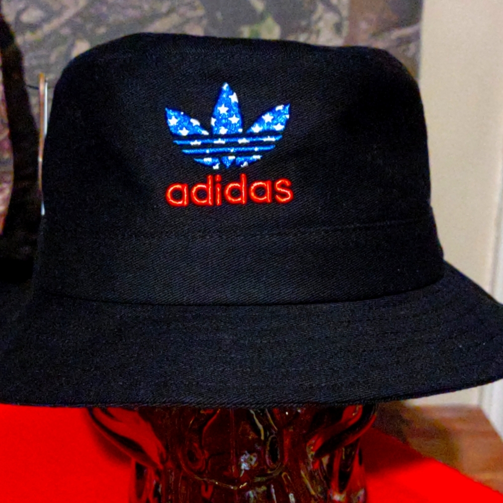 Adidas Americana Bucket